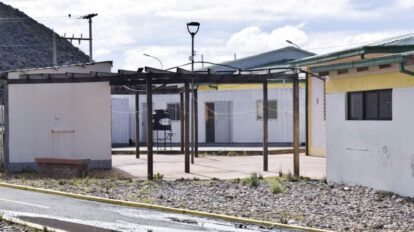 Centro de Aislamiento Municipal Oruro en abandono y deterioro