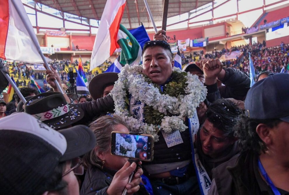 Grover García presidente del MAS, genera controversia