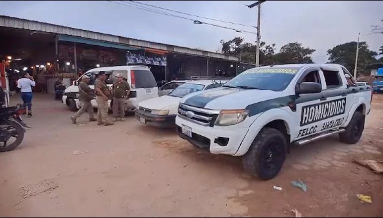 Asesinato en mercado Abasto en Santa Cruz