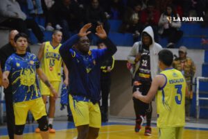 Carl A-Z enfrentará a Nacional Potosí en la Libobásquet