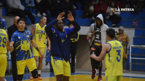 Carl A-Z enfrentará a Nacional Potosí en la Libobásquet