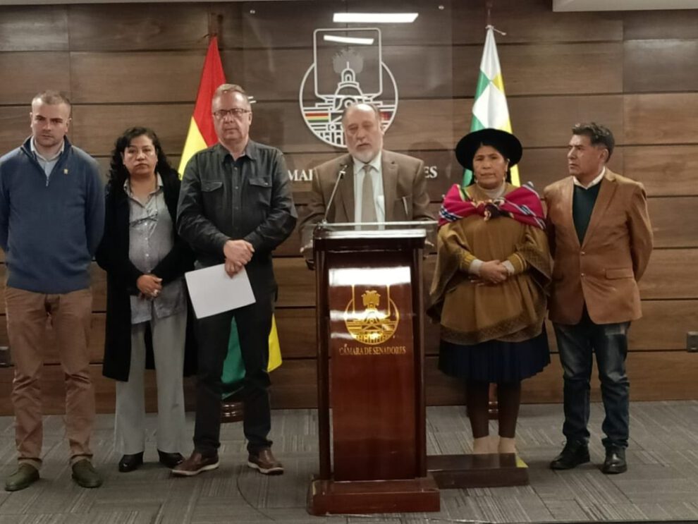 Proyecto de ley Comunidad Ciudadana para abrogar Decreto Supremo 5143