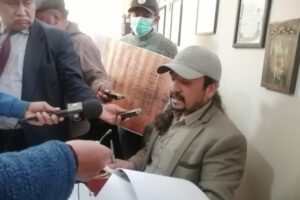 Estafa masiva en el mercado Evo Morales