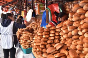 Aumento del precio del pan de batalla en La Paz