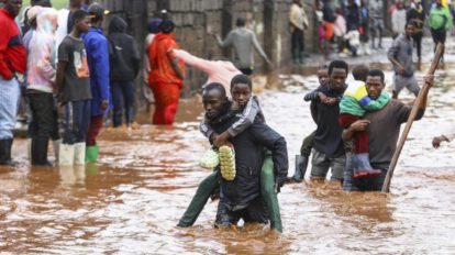 Inundaciones en Kenia afectan a miles de desplazados