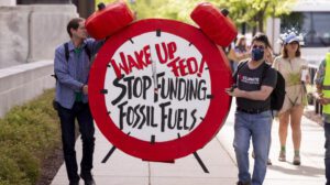 Inversiones en combustibles fósiles según informe de Ecologistas en Acción