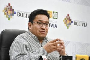 César Siles demanda a Evo Morales