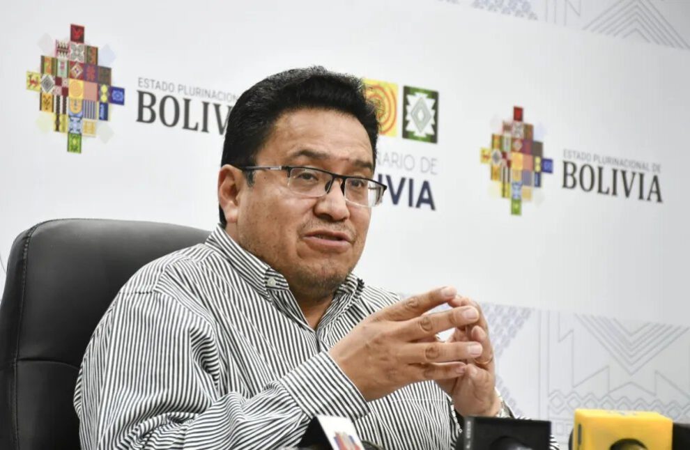 César Siles demanda a Evo Morales