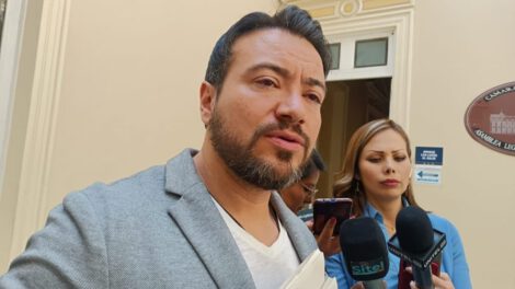 Irregularidades en edificio Las Loritas