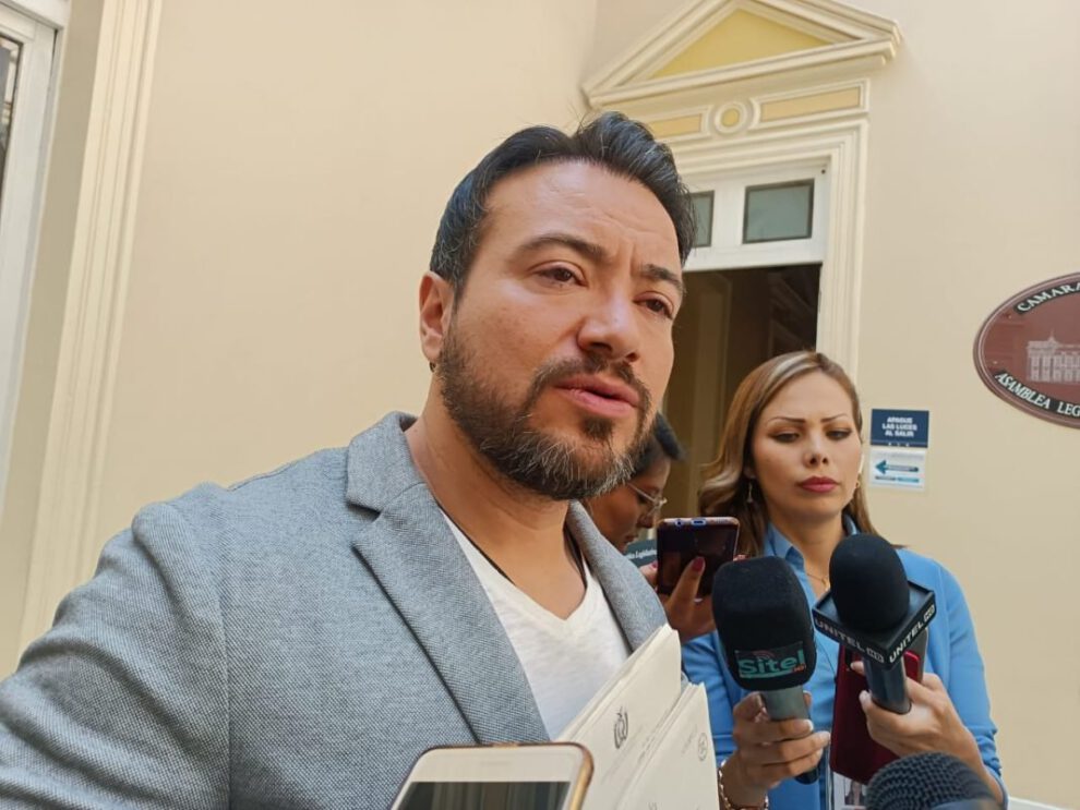 Irregularidades en edificio Las Loritas