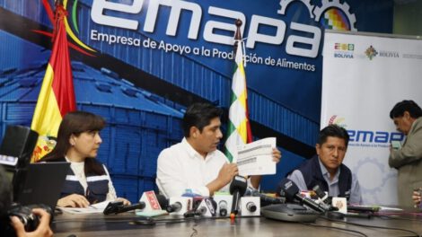 Emapa entrega de harina para mantener precios en Bolivia