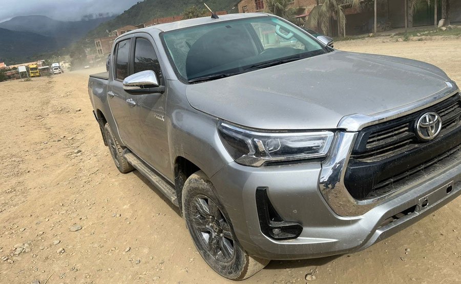 Camioneta robada en Argentina recuperada en Caranavi