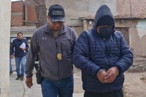 Narco policía aprehendido con 57 kilos de cocaína