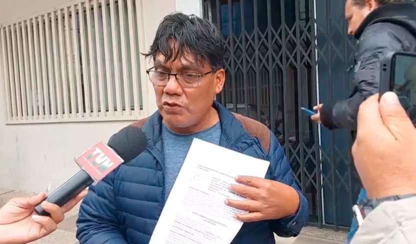 Denuncia a hijo del Presidente por legitimación de ganancias ilícitas