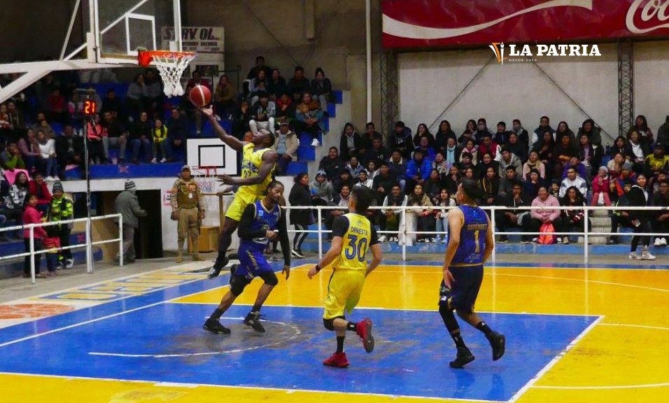 Partido CAN vs Carl A-Z en la Liga Boliviana de Básquetbol
