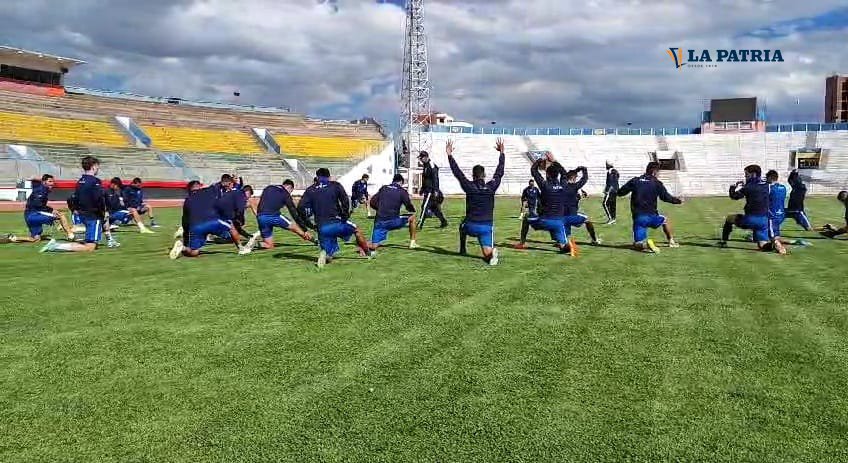 Jugadores del equipo GV San José durante el entrenamiento