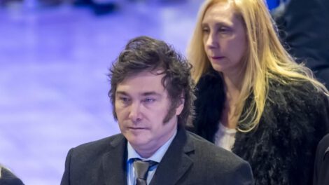 Javier Milei y Karina Milei en denuncia por uso indebido de fondos públicos