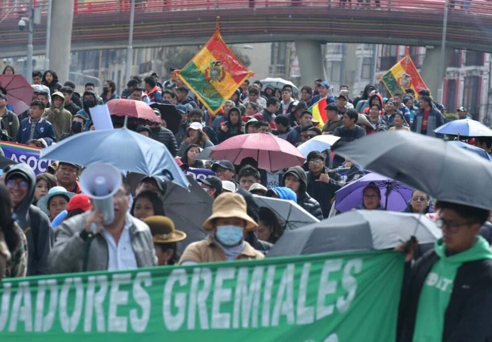 Gremiales marcharán en varias regiones del país