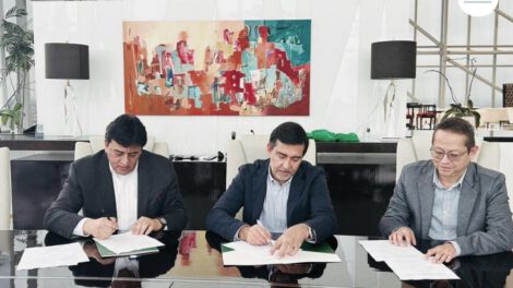 Convenio de Responsabilidad Social Empresarial entre SOBOCE y la Fundación Banco Mercantil Santa Cruz