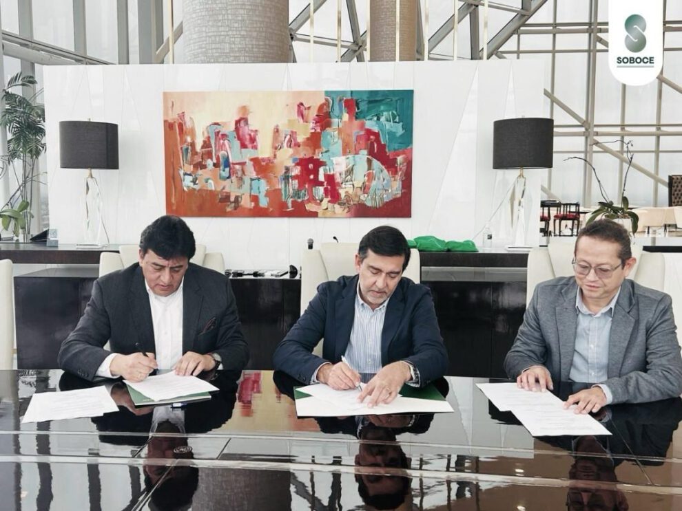 Convenio de Responsabilidad Social Empresarial entre SOBOCE y la Fundación Banco Mercantil Santa Cruz