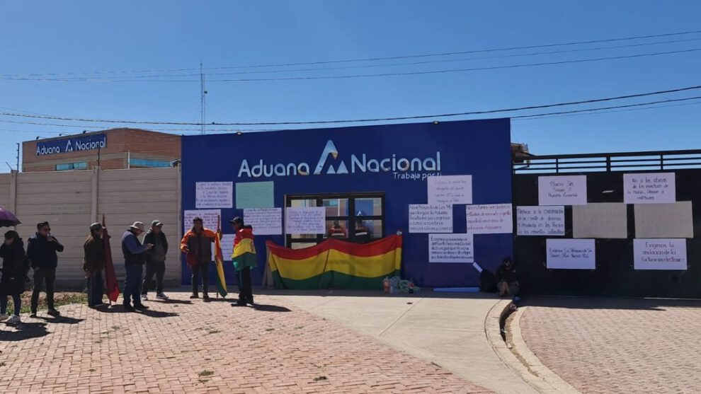 Bloqueos en carreteras liderados por el sector del Transporte Pesado