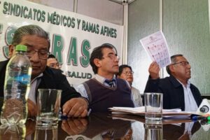 Sobreprecios en insumos hospitalarios denunciados por Fesimras