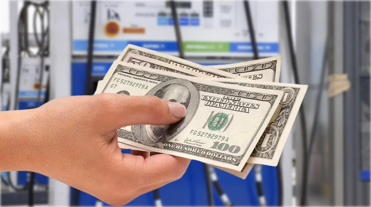 Escasez de combustible en Bolivia