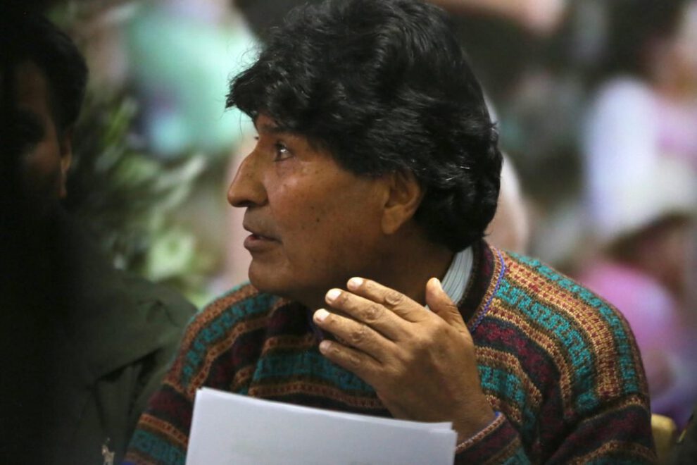 Reelección presidencial indefinida en Bolivia