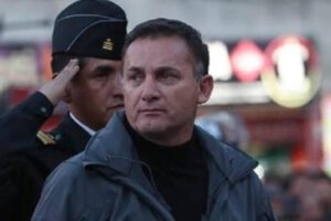 Fernando López extradición suspendida en Paraguay