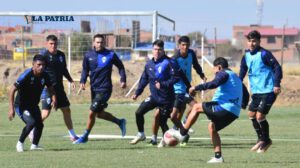 Real Santa Cruz vs GV San José en el torneo Clausura