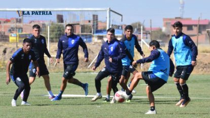 Real Santa Cruz vs GV San José en el torneo Clausura