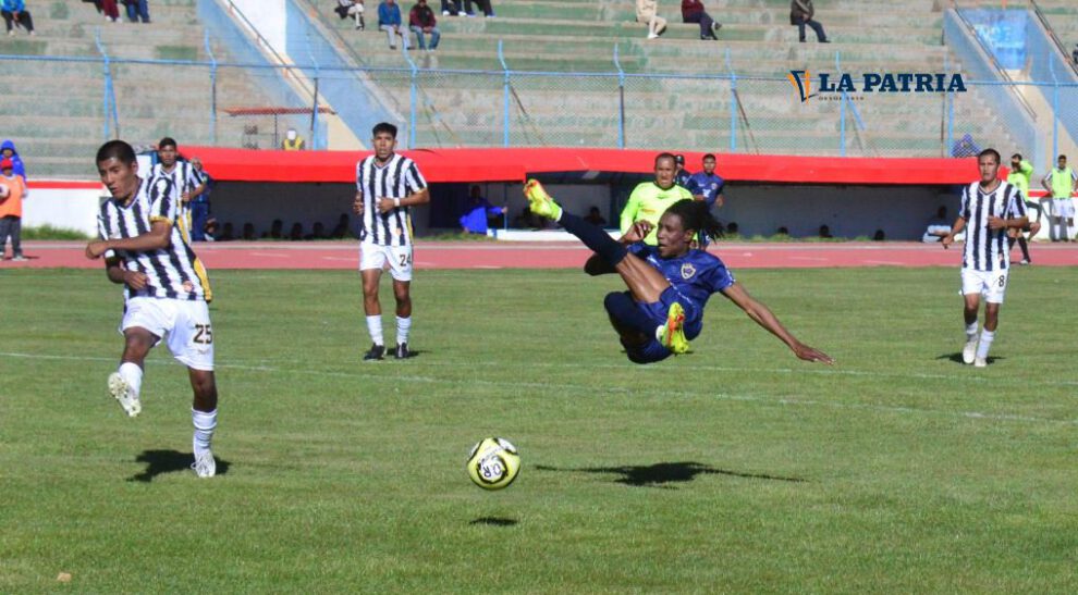 Copa Simón Bolívar entre Ingenieros y Oruro Royal