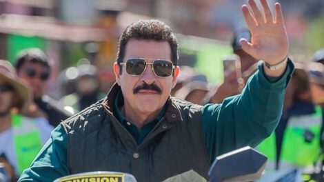 Manfred Reyes Villa se enfoca en Cochabamba