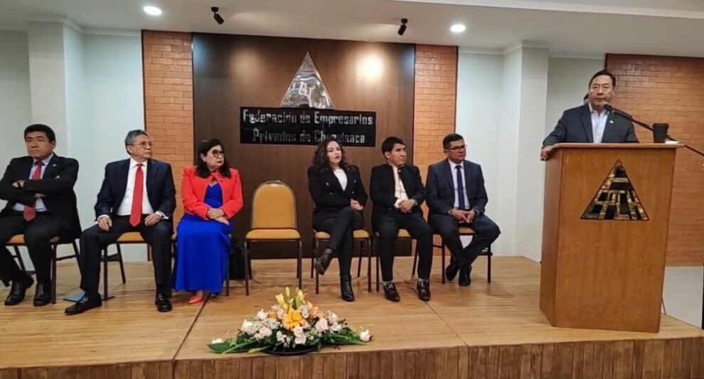 El presidente Luis Arce alerta sobre un ataque especulativo que amenaza la economía boliviana