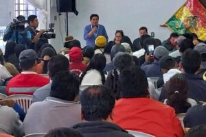 Bloqueos por falta de dólares en el transporte pesado en Cochabamba