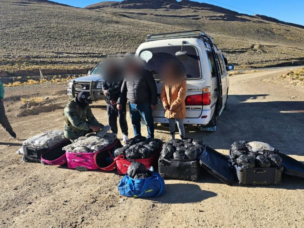 Aprehendidas tres personas con marihuana en ruta Potosí-Tarija