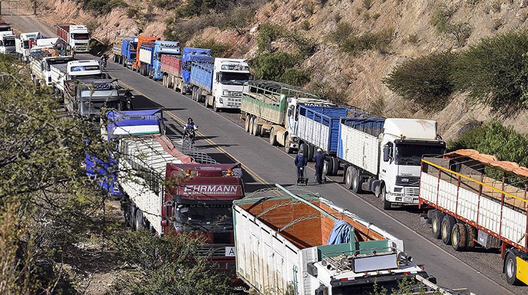 paro del transporte pesado en Bolivia