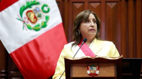 Dina Boluarte investigación por relojes de lujo no declarados