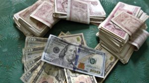 Emprendedores cubanos acceden a cuentas bancarias estadounidenses