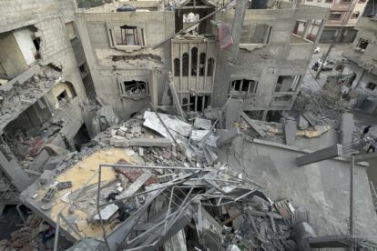 Foto de los efectos de un bombardeo israelí en Gaza