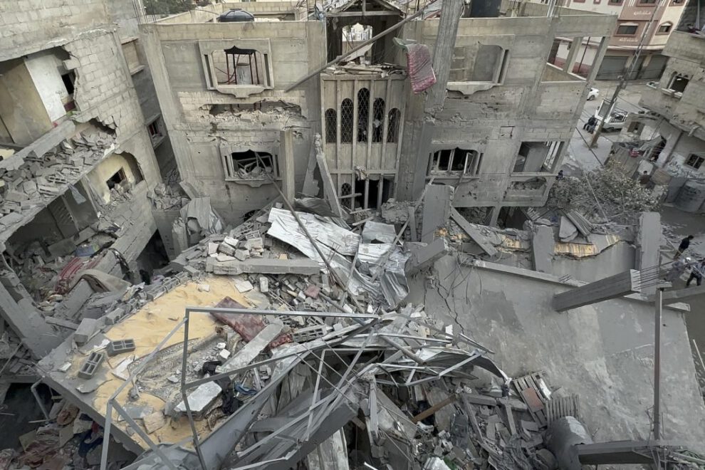 Foto de los efectos de un bombardeo israelí en Gaza