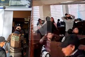 Ciberestafadores en Santa Cruz desmantelados por Felcc