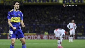 Edinson Cavani autor del segundo gol de Boca Juniors