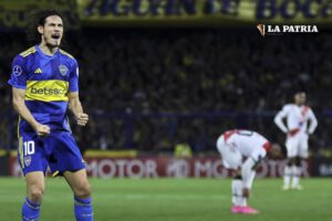 Edinson Cavani autor del segundo gol de Boca Juniors