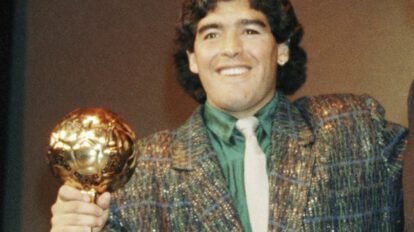Balón de Oro de Maradona en subasta