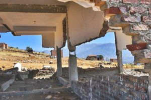 Cochabamba disputa tierras en la serranía de Cota