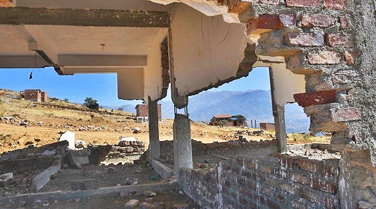 Cochabamba disputa tierras en la serranía de Cota