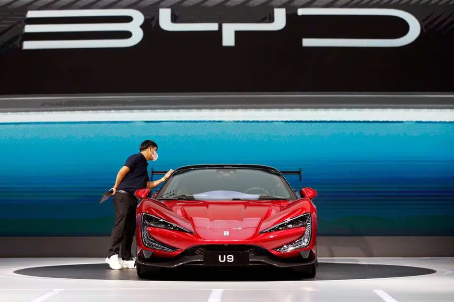 BYD vehículo híbrido de largo alcance