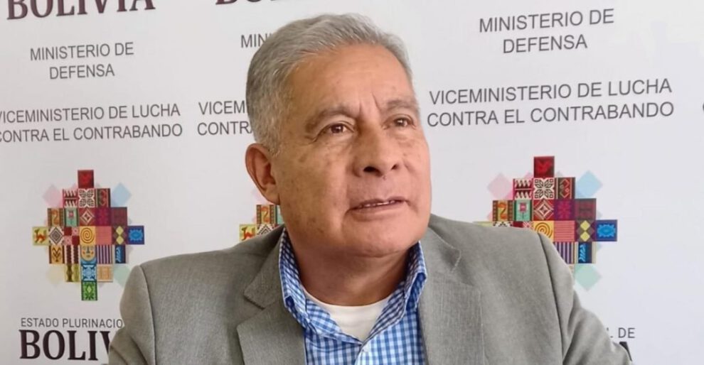 Contrabando de combustible en minería ilegal y autos indocumentados