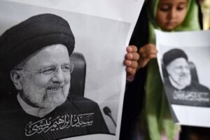 Ebrahim Raisí en el velatorio tras su defunción en accidente de helicóptero